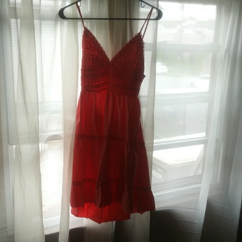 Dress - Picture 5 of 5